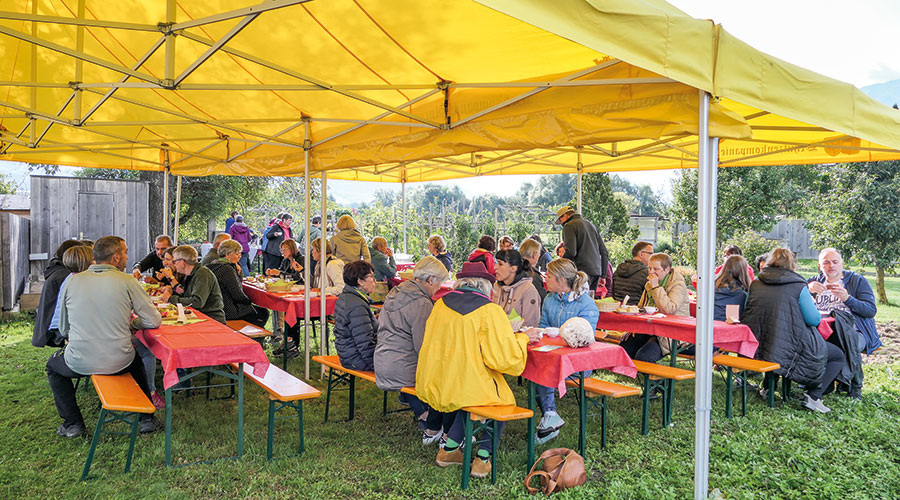 Zum Abschluss gab es ein gutes Frühstück im Anger von Gerold und Anna Maria Koch.
