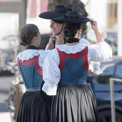 bz latsch tracht