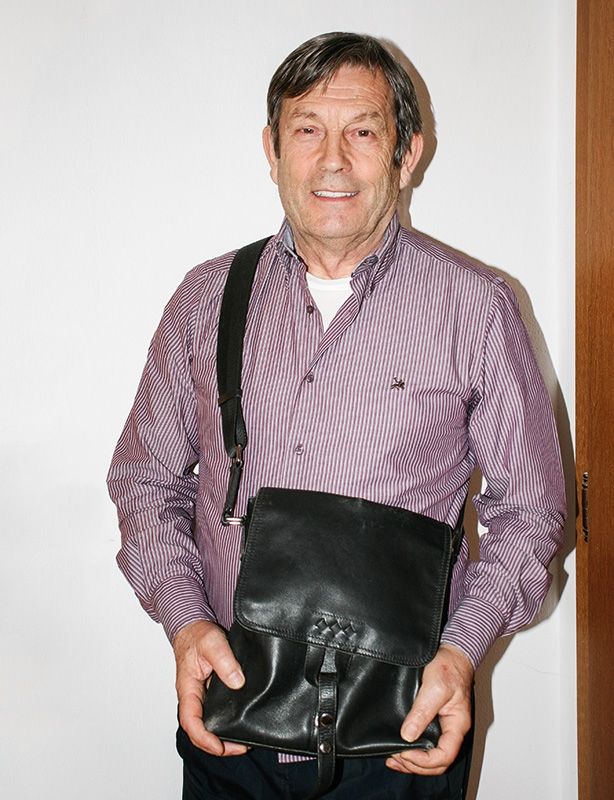 Arturo De Filippis, geb. 1946 in Neapel, wohnhaft in Schluderns, hat sich im Vinschgau bestens integriert: „I hon norr sogor mit meine Kinder Teitsch gret.“