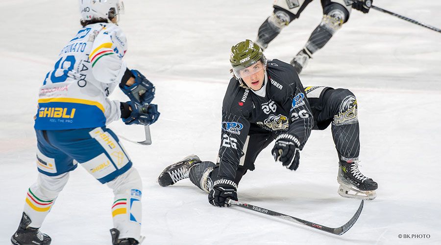 Jakob Fuchs (schwarz) ist bereit für ein neues Abenteuer