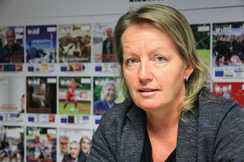 Verena Rinner ist die Direktorin des Oberschulzentrums von Schlanders. Rinner sagt, dass es keine klaren Vorgaben für eine 70-prozentige Anwesenheit von SchülerInnen an den Schulen gegeben hat