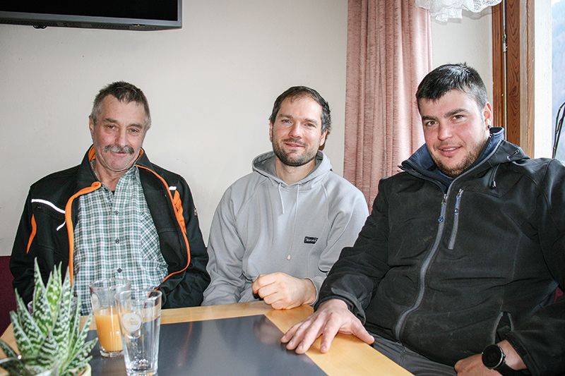 Herbert Spiess, Benjamin Fliri und Thomas Schöpf suchen verzweifelt  einen Schäfer/eine Schäferin für den Sommer