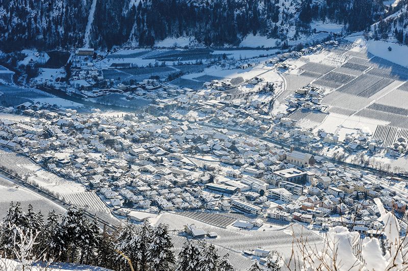 Durch die Erderwärmung fällt immer mehr winterlicher Niederschlag als  Regen anstelle von Schnee. Das winterliche Laas im November 2019.