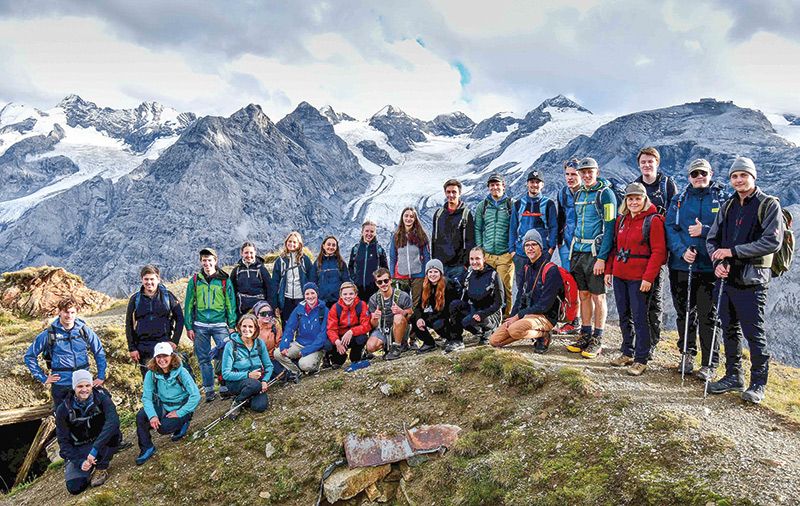 Exkursionen, Vorträge und Workshops standen auf dem Programm des diesjährigen Gletschercamps für Schülerinnen und Schüler im Nationalpark Stilfserjoch.