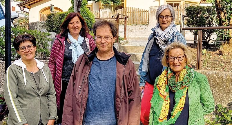 Befasste sich mit gesellschaftspolitischen Entwicklungen: der neue Bildungsausschuss von Schluderns v. l. Christine Prantl, Rita Thomann, Elmar Reinalter, Sonja Abart, Anna Maria Thaler – es fehlt Daniela Stecher