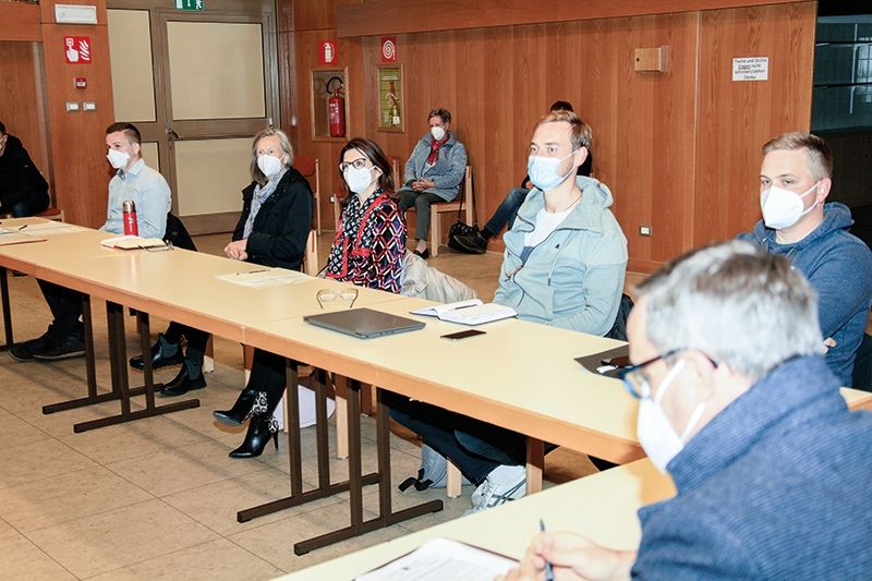 Die Gemeinderäte der Neuen Bürgerliste Partschins v.l.: Johannes Tappeiner, Monika Pföstl, Jutta Pedri, Benjamin Schupfer und Max Sparber