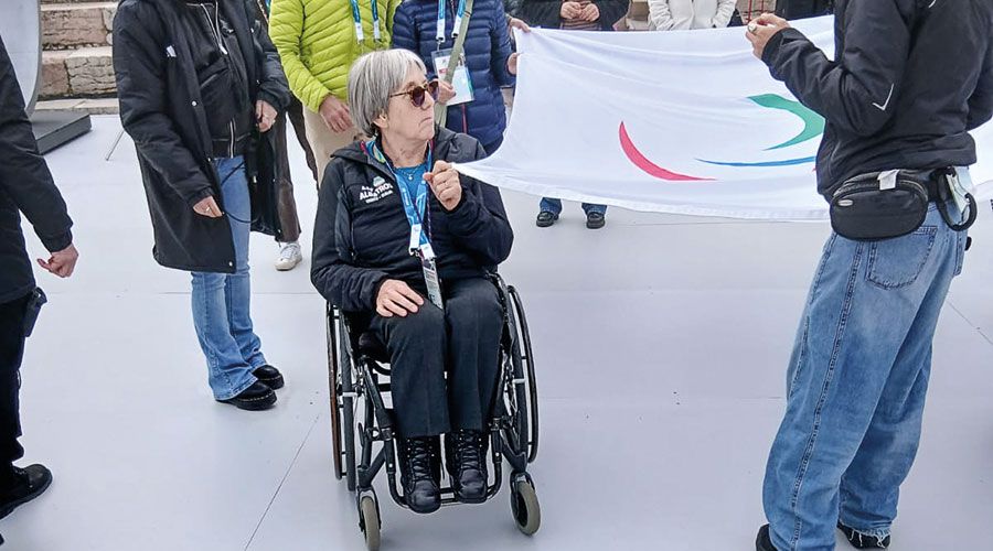 Dorothea Agethle probt den Einmarsch vor der Eröffnung  in der Arena von Verona
