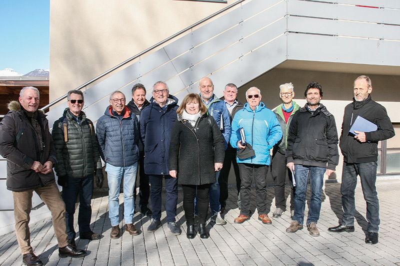 v. l. Luis Frank, Robert Ruepp (Chorleiter), Wolfgang Muntetschiniger, Franz Marseiler, Heini Riedl, Conny Tischler (Chorleiterin Kirchenchor), Oskar Wegmann, Elmar Luggin, Hermann Tonner,  Oskar Schweigkofler, Karl Ruepp und Peter Rauch