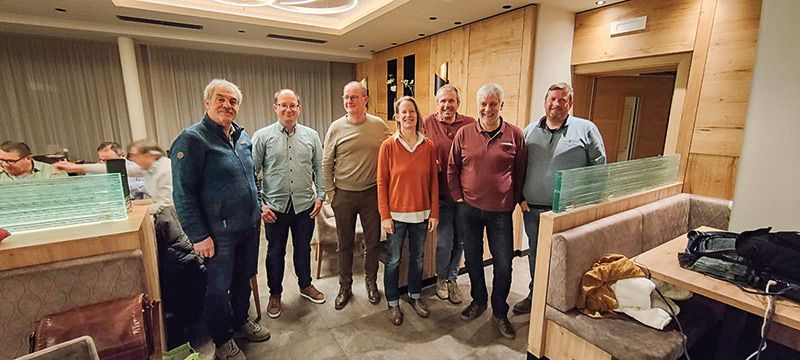 Der neue Vorstand v. l.: Bruno Giongo, Daniel Staffler (Obmann), Robert Grüner, Sibylle Pichler (Chorleiterin), Anton Thomann, Peter Giongo, Christoph Mayr.